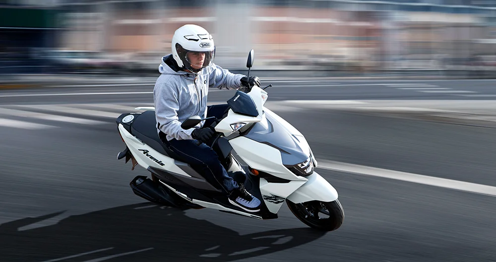 AVENIS 125