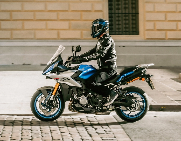 GSX-S 1000 GX